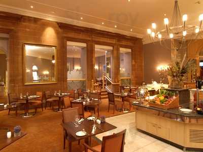 Chisholms Reataurant