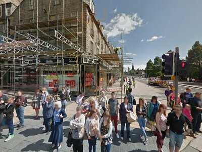 Chisholms Reataurant