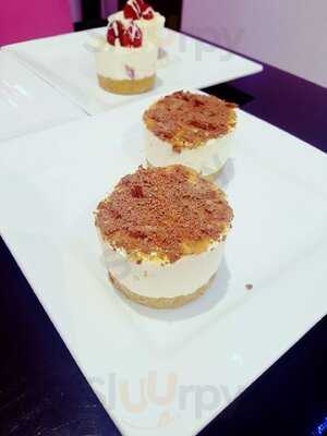 Cheeky Moo's Ice Cream & Dessert Parlour