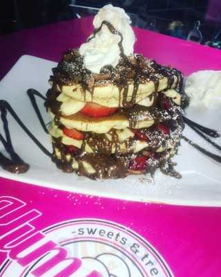 Yummys Desserts