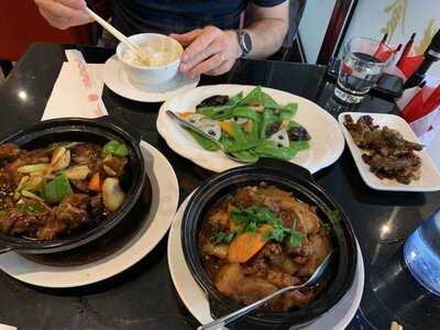 Uniview Authentic Chinese Restaurant