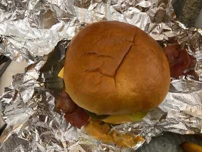 Sanderling Bar And Restaurant