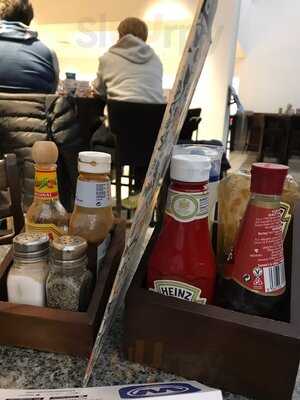 Sanderling Bar And Restaurant