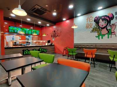 Chopstix Noodle Bar