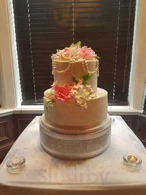 Maisies Professional Cake Design