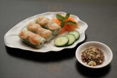 Seasons Vietnamese Restaurant