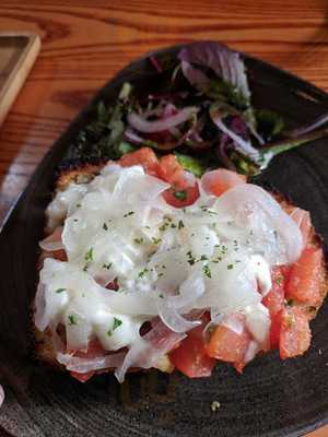 Rotunda Bar And Diner