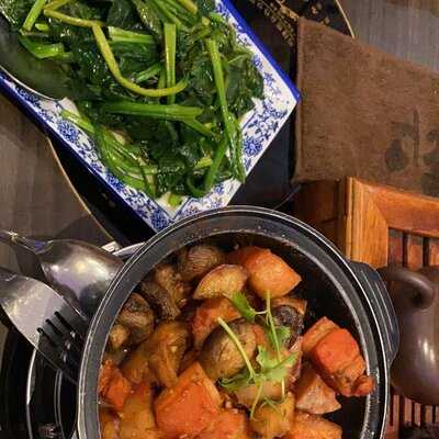 Yang's Palace Club 33