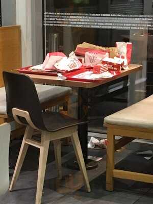 Kfc Edinburgh - Herminston Gait Retail Park