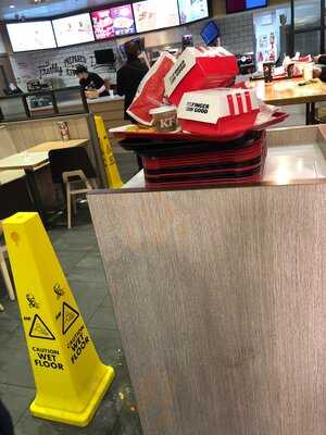 Kfc Edinburgh - Herminston Gait Retail Park