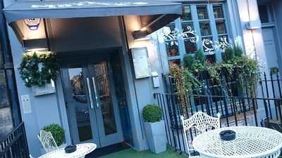 Mother’s Original Gin & Draft Bar