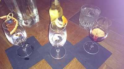 Mother’s Original Gin & Draft Bar