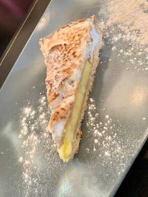 La Fortuna Italian Restaurant