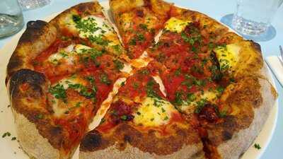 Radio Alice Pizzeria