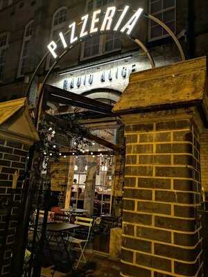 Radio Alice Pizzeria