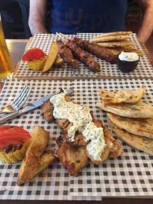 Saucy Restaurant - Photo 8