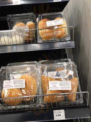 Golden Gate Cake Shop