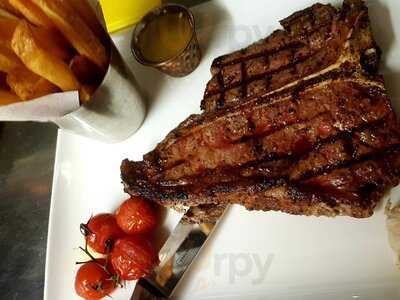 Green's Steakhouse & Grill