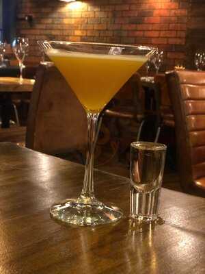 Green's Steakhouse & Grill