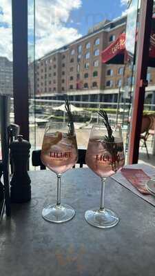 Cafe Rouge - St Katharine Docks