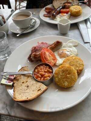 Cafe Rouge - St Katharine Docks