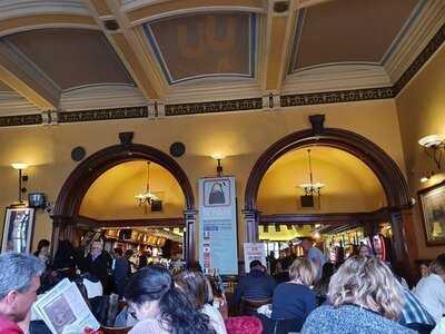 The Lord Moon Of The Mall