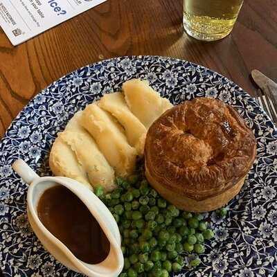 The Lord Moon Of The Mall