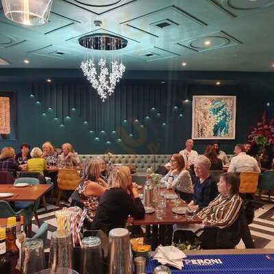 Breeze Mezze Bar & Grill