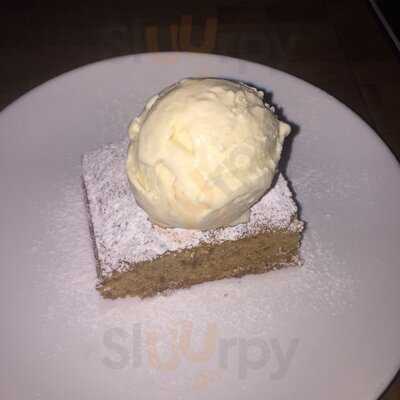 The Garden Pizza Restaurant & Bar