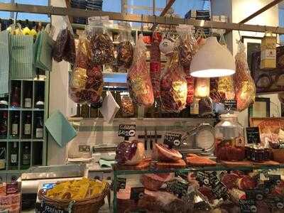 Lina Stores Delicatessen