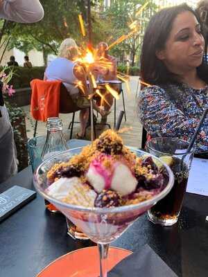 Drake & Morgan At King's Cross