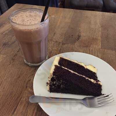 2 Love Tea And Coffee House