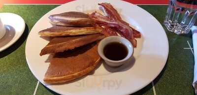 The Wellington Hotel, Waterloo