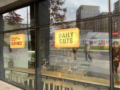 Cut And Grind Burgers