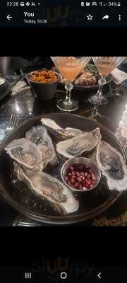 Nyeat Restaurant & Cocktail Bar