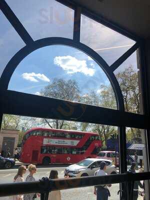 Henry's Cafe Bar - Piccadilly