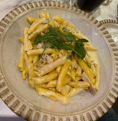 Myra Cafe & Brasserie