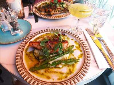 Myra Cafe & Brasserie