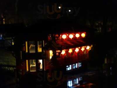 Feng Shang Princess Floating Restaurant