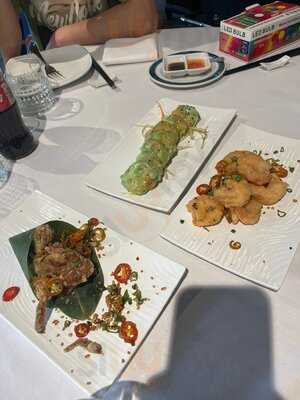 Feng Shang Princess Floating Restaurant