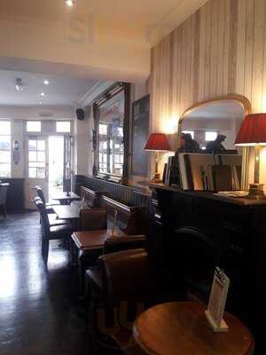 The Windsor Castle Pub