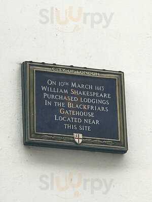 The Shaws Booksellers, Ec4
