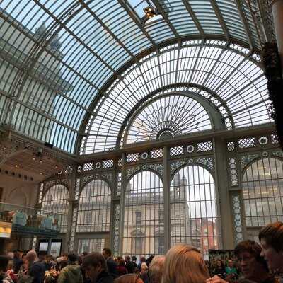 Paul Hamlyn Hall Balconies Restaurant