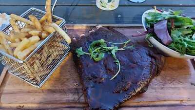 Galyons Bar & Kitchen