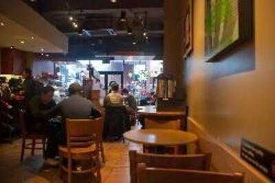 Starbucks Euston Road