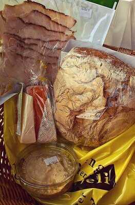 Cheddar Deli Cheese Shop