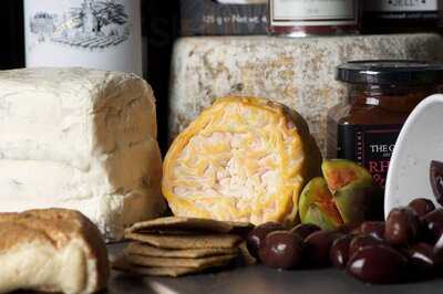 Cheddar Deli Cheese Shop