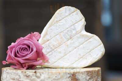 Cheddar Deli Cheese Shop