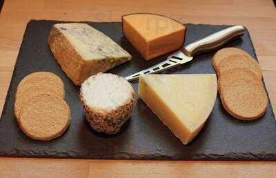 Cheddar Deli Cheese Shop