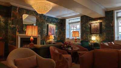 The Bloomsbury Club Bar